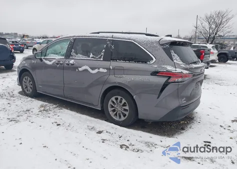 2021 Toyota Sienna Le from USA, damaged, VIN 5TDKSKFC4MS028094